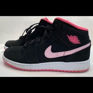 Nike Air Jordan 1 Mid